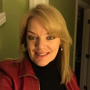 Meet your Posher, Staci